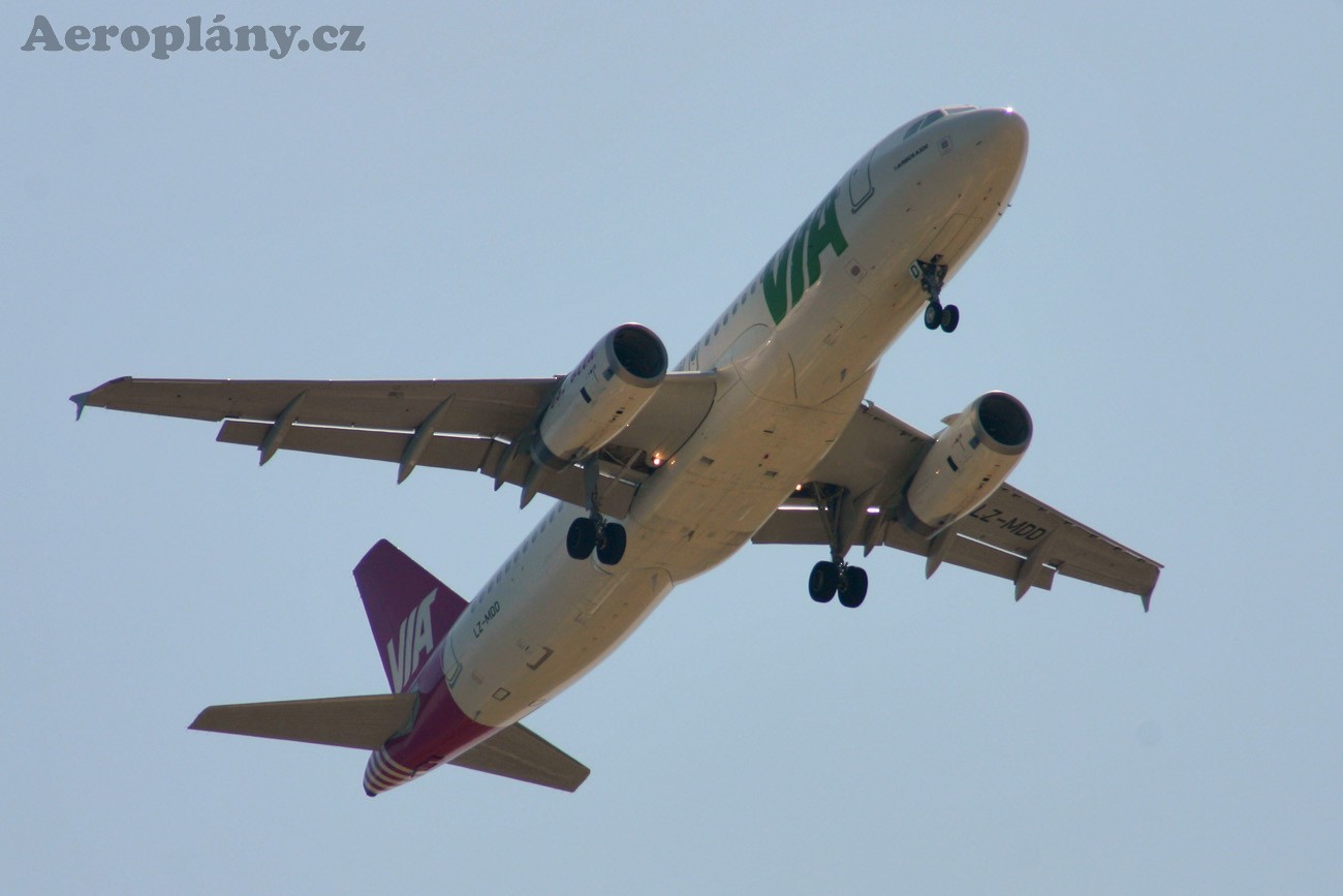 Airbus A320-232 - LZ-MDD