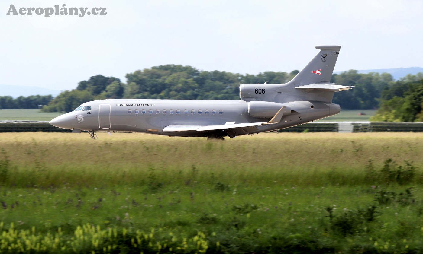 Dassault Falcon 7X - 606