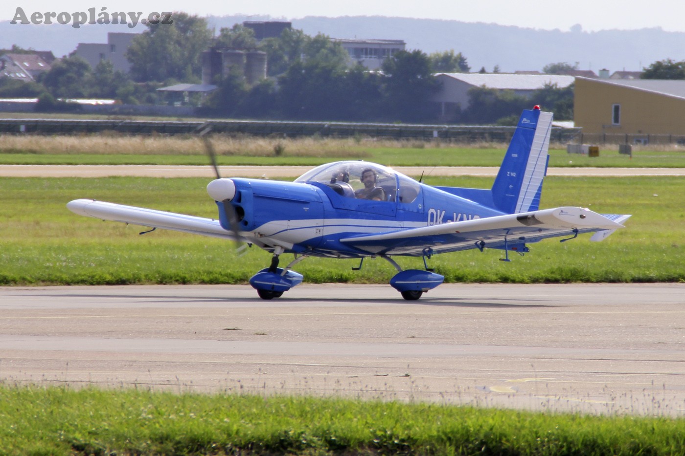 Zlín Z-142 - OK-KNC