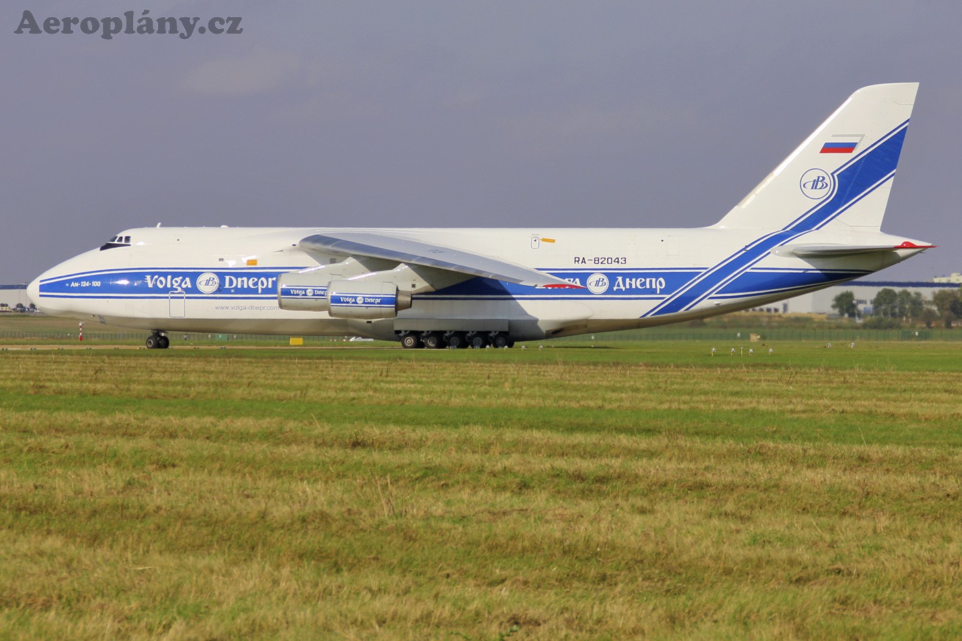 Antonov An-124-100 Ruslan - RA-82043