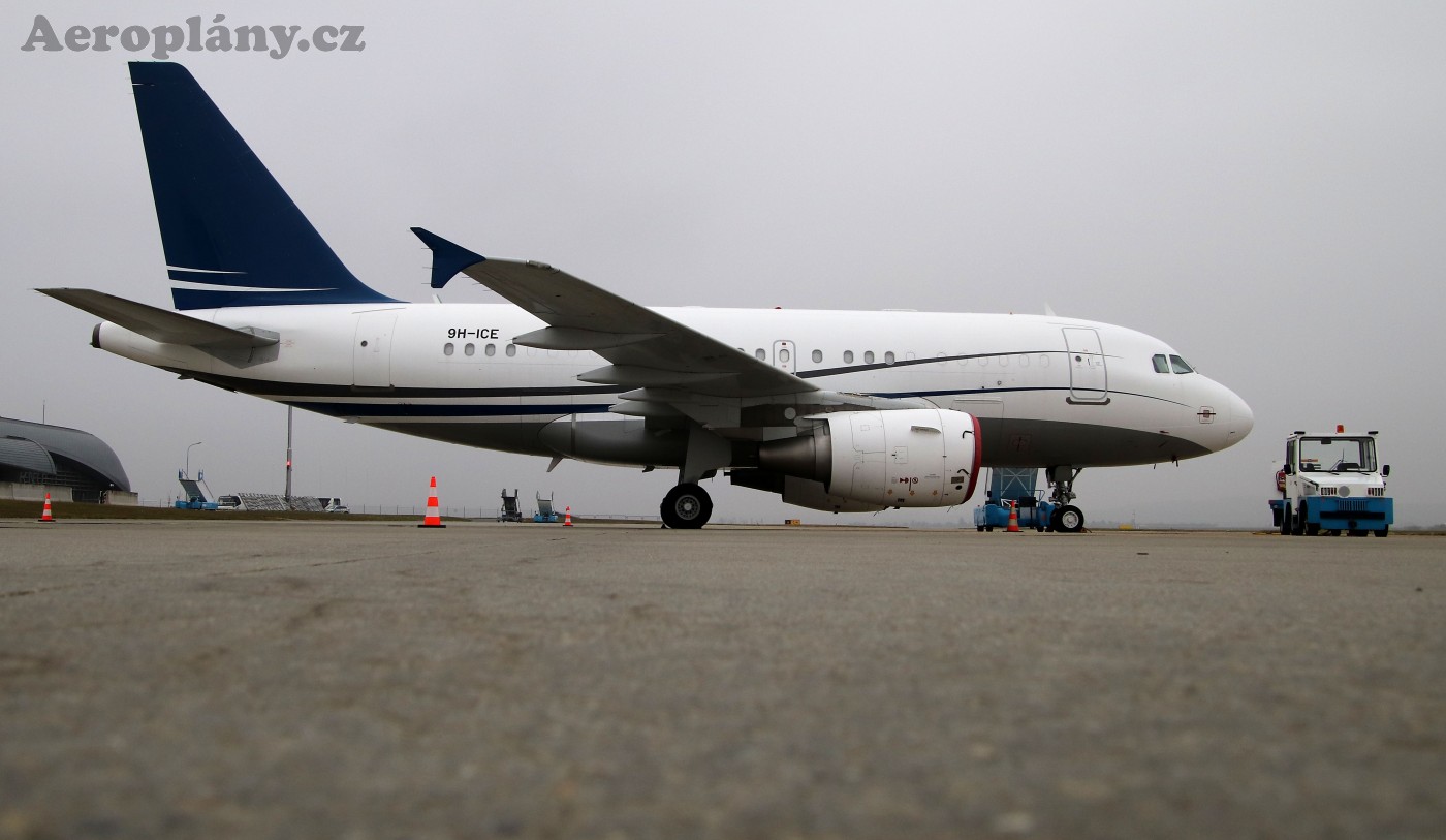 Airbus A318-112(CJ) Elite - 9H-ICE