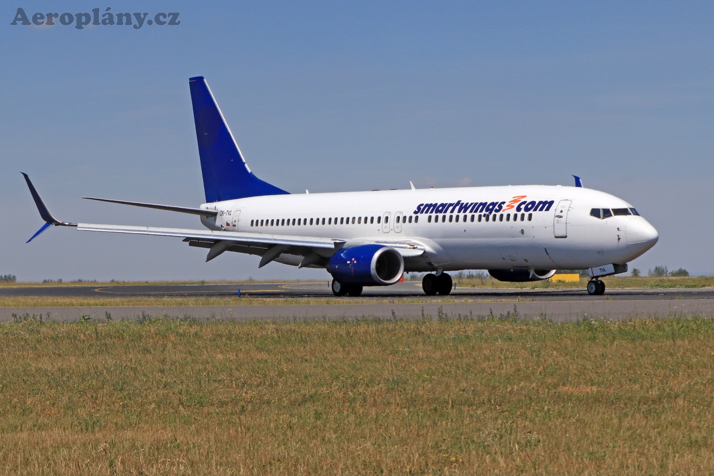 Boeing 737-8FN