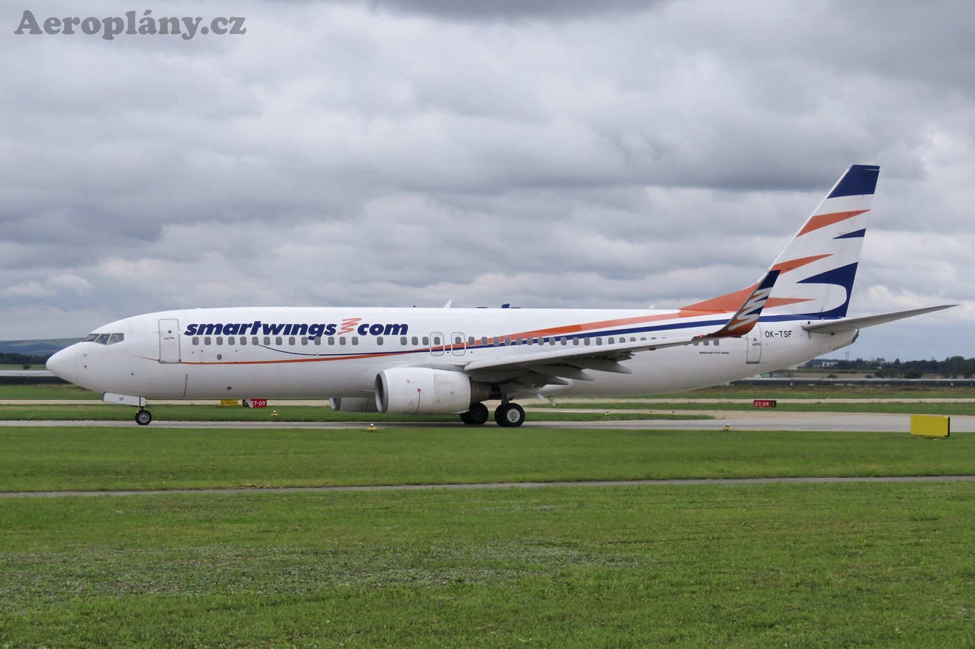 Boeing 737-8GJ - OK-TSF