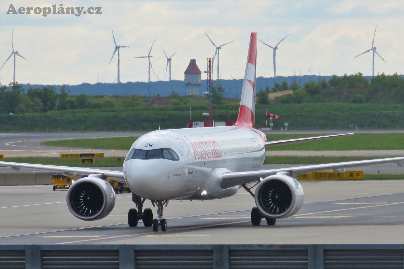 Airbus A320-271N - OE-ZLR