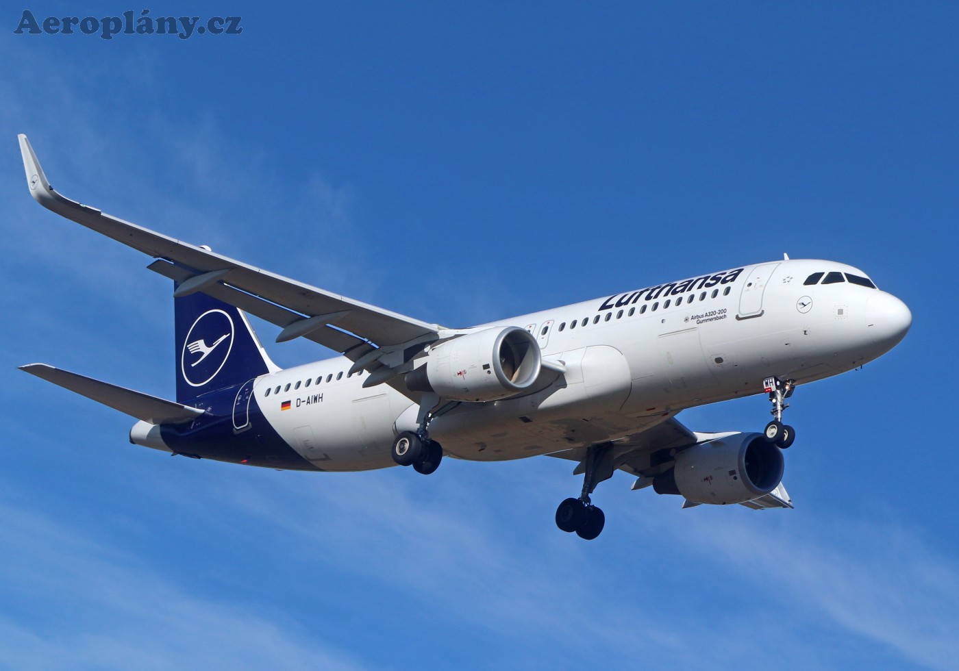 Airbus A320-214