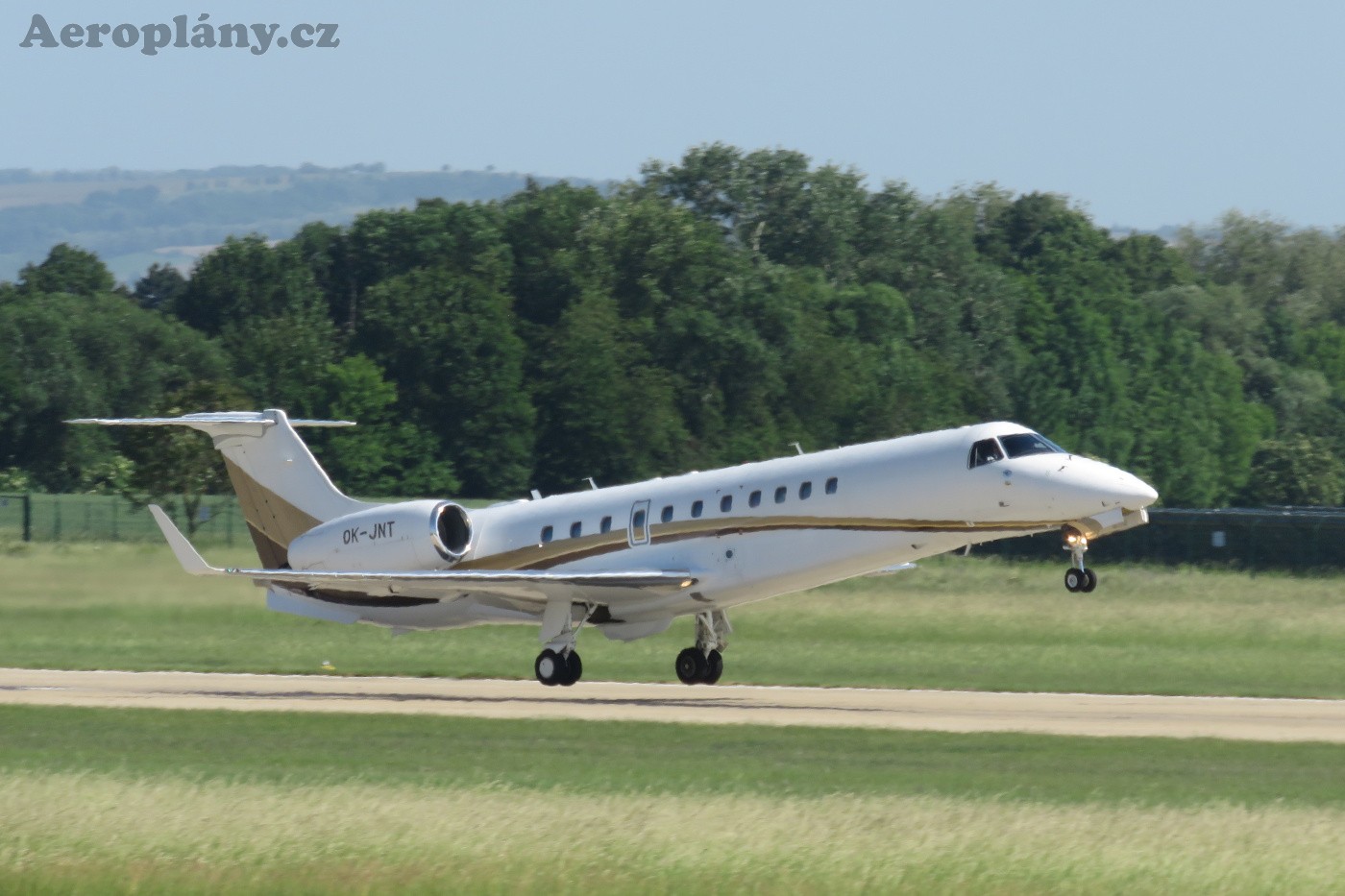 Embraer Legacy 600 (EMB-135BJ) - OK-JNT
